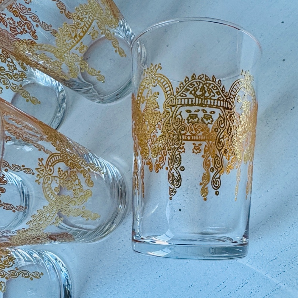 6 Elegant Gold Patterned Glass Tumblers